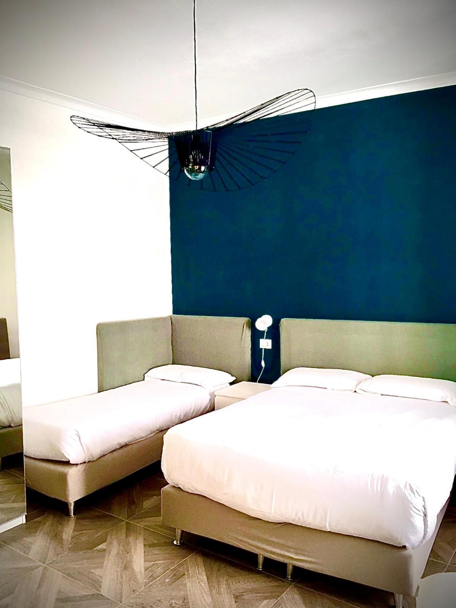 900 Liberty Rooms Рим Экстерьер фото